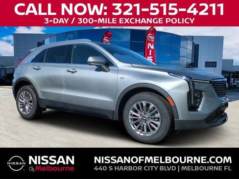 Used 2024 Cadillac XT4 Premium Luxury FWD image 1