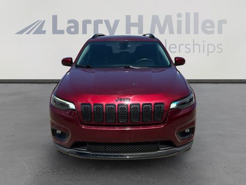 Certified 2020 Jeep Cherokee Latitude Plus AWD/4WD image 8