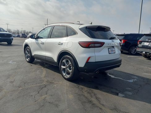 Used 2025 Ford Escape ST-Line image 8