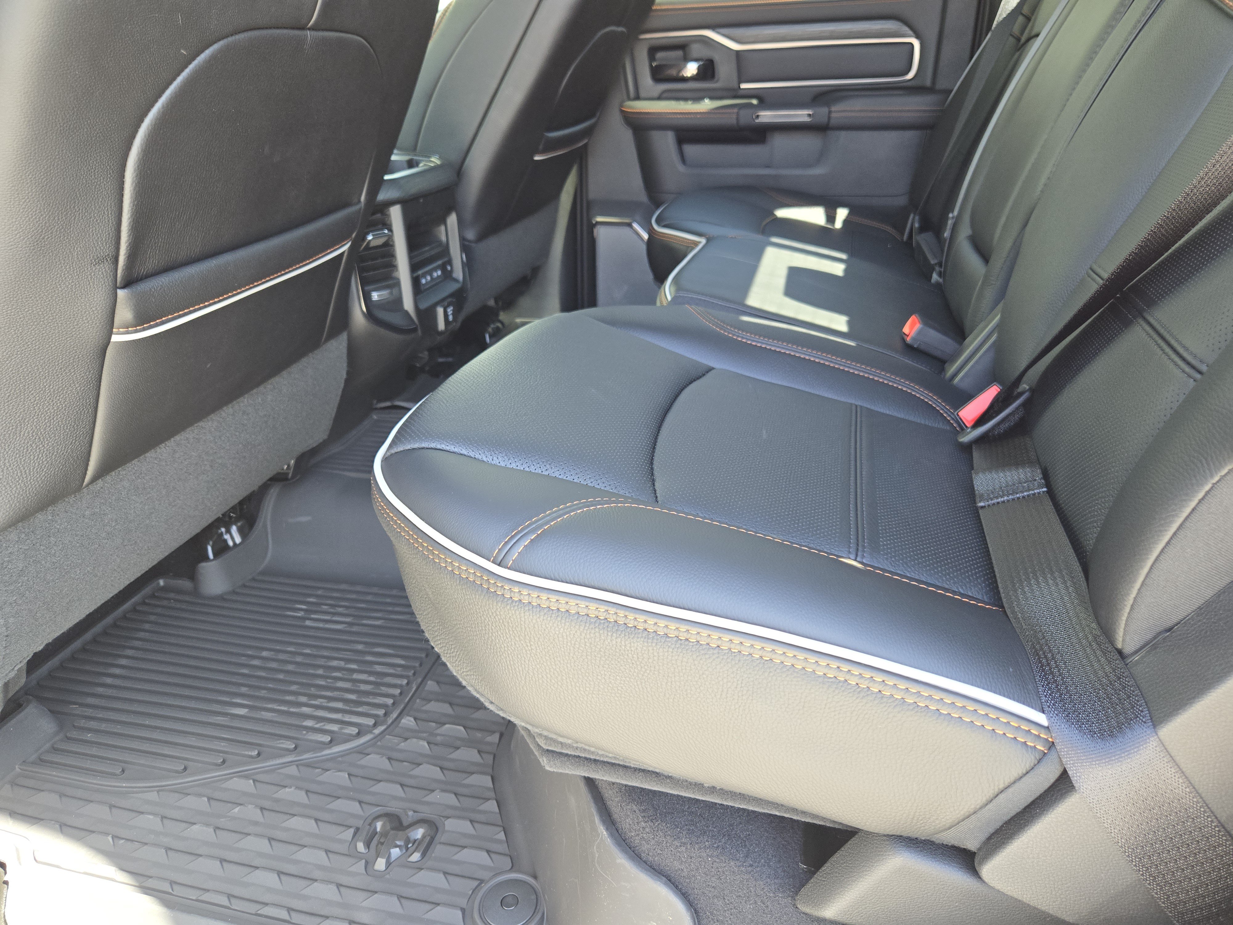 New 2027 RAM 2500 Rebel w/ Rebel Level 2 Equipment Group AWD/4WD image 22