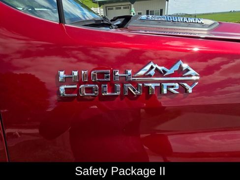 Used 2022 Chevrolet Silverado 2500 High Country AWD/4WD image 4