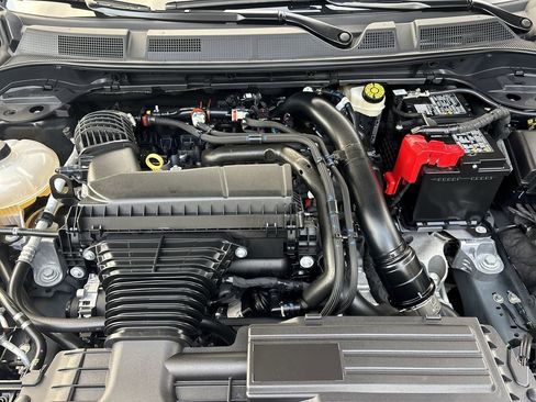 Used 2025 Lincoln Corsair FWD w/ Equipment Group 101A image 25