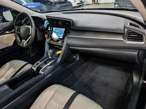 Used 2016 Honda Civic EX image 26