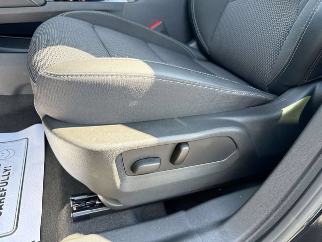Used 2023 Buick Envision Preferred AWD/4WD image 12