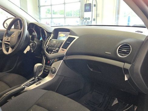 Used 2015 Chevrolet Cruze LT FWD image 5
