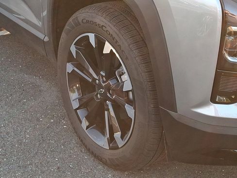 Used 2025 Chevrolet Equinox RS AWD/4WD image 6