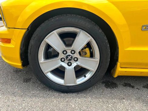 Used 2006 Ford Mustang GT Premium RWD image 9