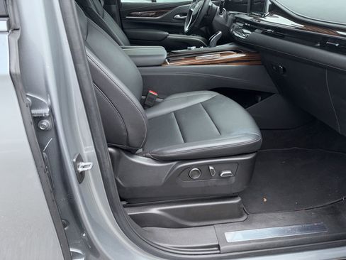 Used 2023 Cadillac Escalade Luxury w/ LPO, Floor Liner Package image 11