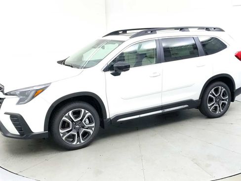 New 2025 Subaru Ascent Limited image 5