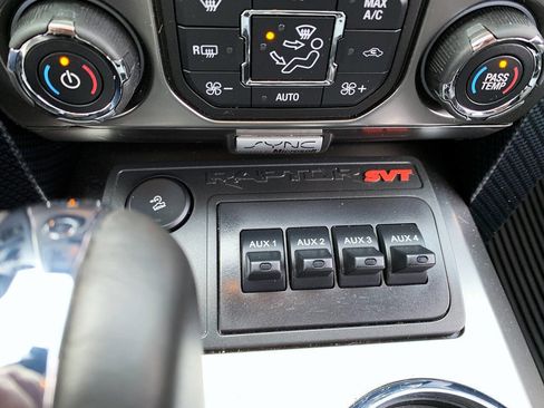 Used 2013 Ford F150 Raptor w/ Luxury Equipment Group AWD/4WD image 20