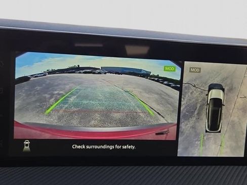 New 2026 Nissan Kicks SR w/ Cold Weather Package image 9