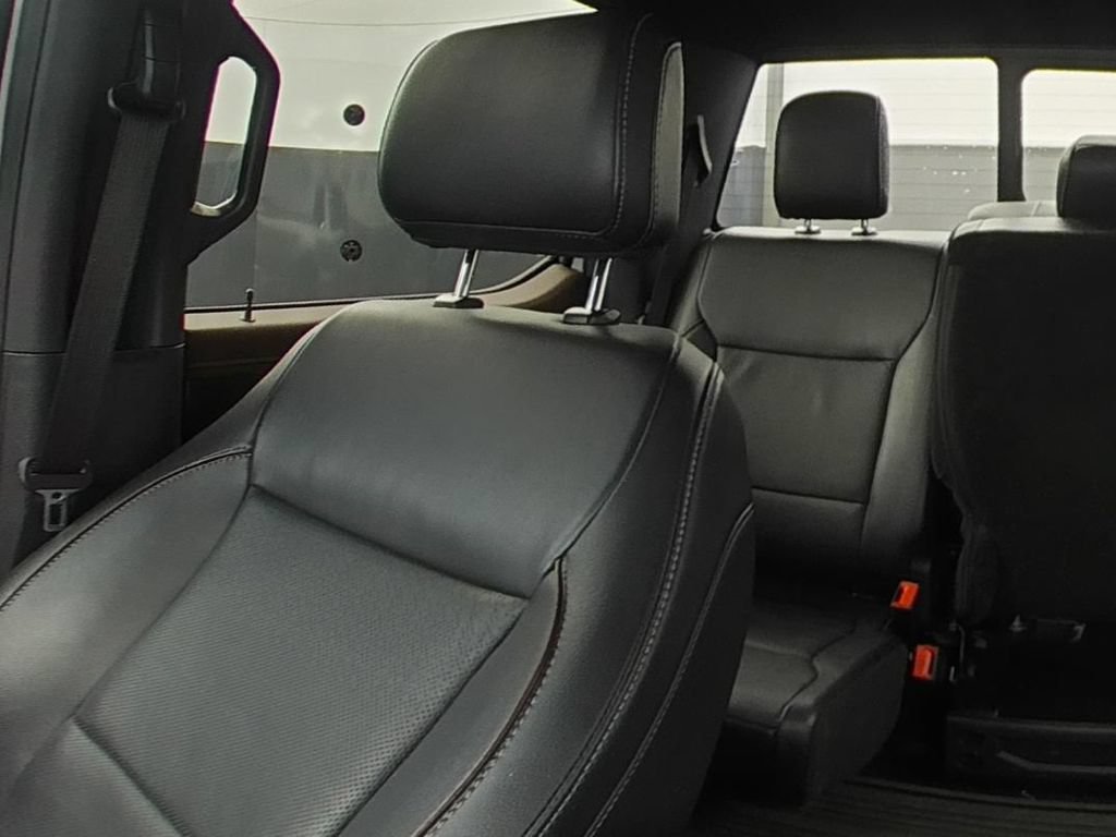 Used 2023 Ford F150 Lariat AWD/4WD image 12