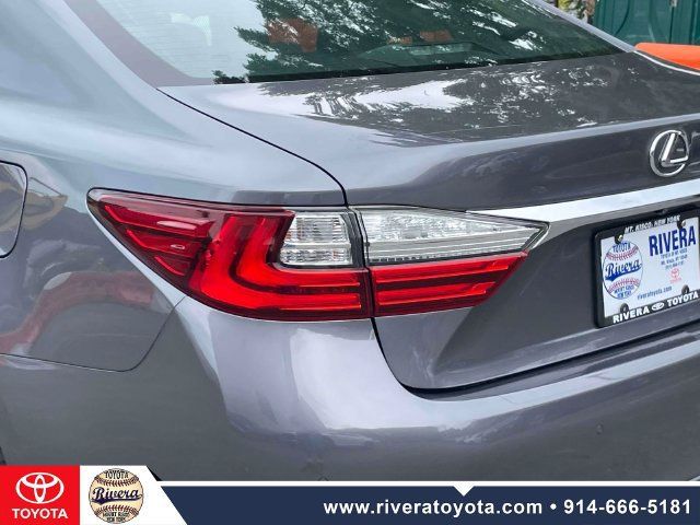 Used 2018 Lexus ES 350 w/ Luxury Package w/Wood Trim FWD image 12