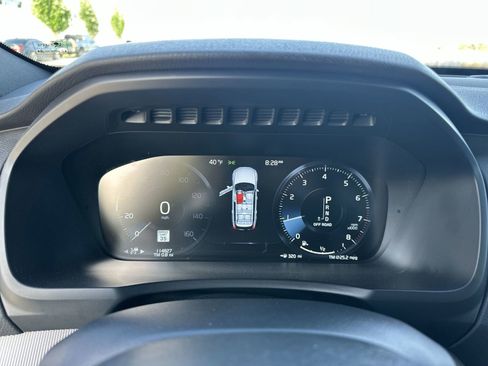 Used 2017 Volvo XC90 T6 R-Design w/ Vision Package AWD/4WD image 12
