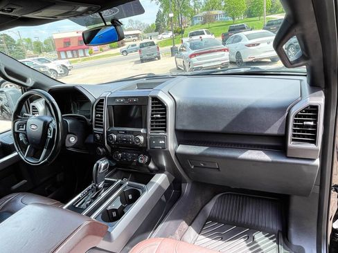 Used 2018 Ford F150 XLT w/ Equipment Group 302A Luxury AWD/4WD image 10