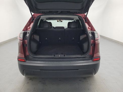 Used 2019 Jeep Cherokee Latitude Plus image 29