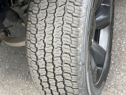 Used 2019 RAM 1500 Big Horn AWD/4WD image 13