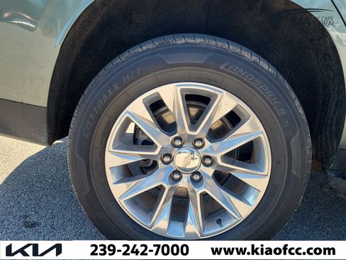 Used 2024 Chevrolet Tahoe Premier RWD image 9