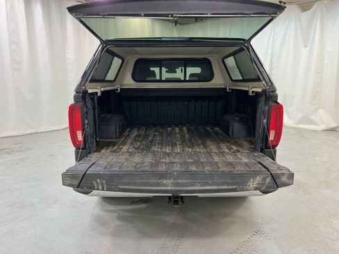 Certified 2024 GMC Sierra 1500 SLT w/ SLT Convenience Package image 9