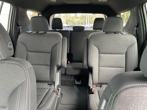 New 2026 Chevrolet Traverse LT image 13