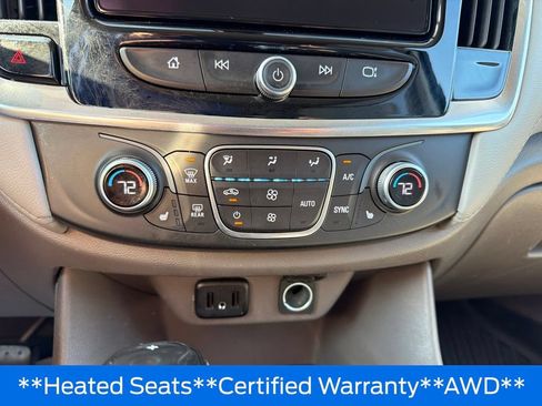 Used 2019 Chevrolet Traverse LT AWD/4WD image 11