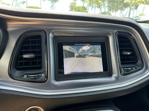Used 2019 Dodge Challenger SXT RWD image 49