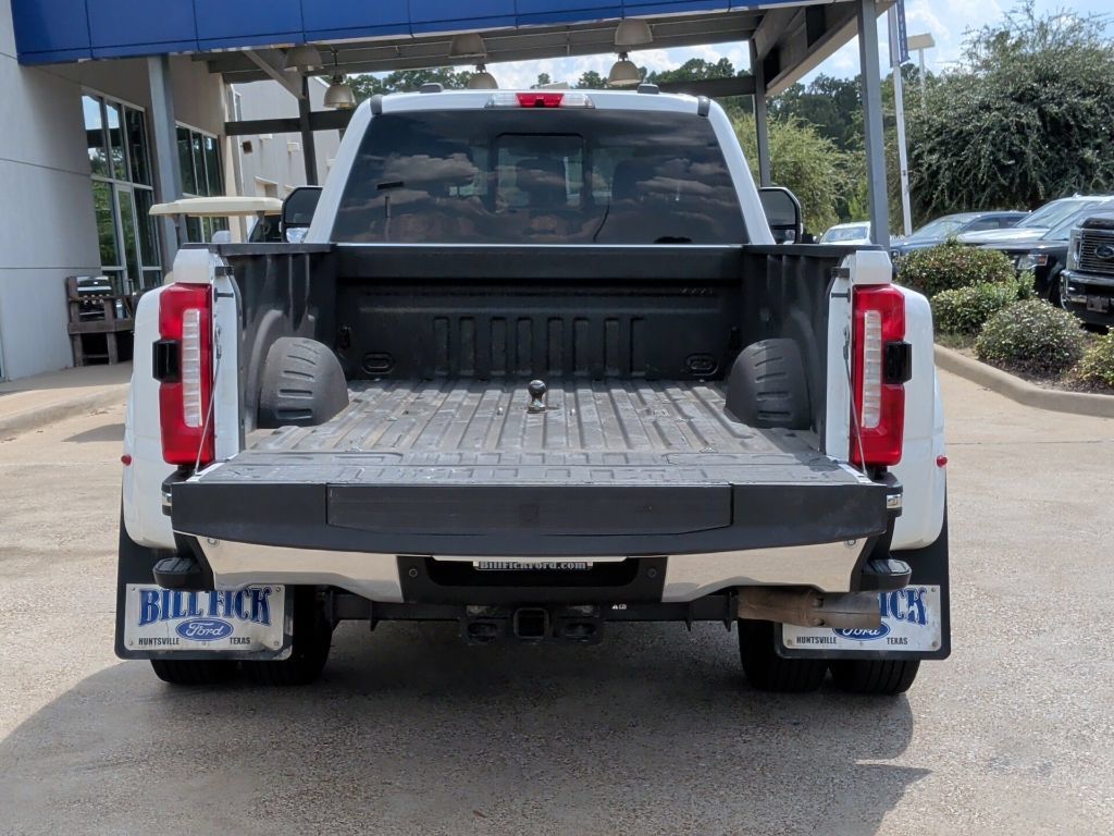 Certified 2023 Ford F350 Lariat w/ FX4 Off-Road Package AWD/4WD image 5