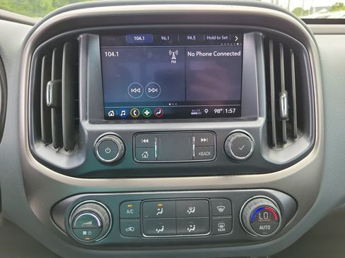 Used 2022 Chevrolet Colorado Z71 RWD image 19