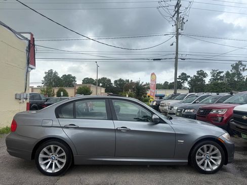 Used 2011 BMW 328i xDrive Sedan image 8
