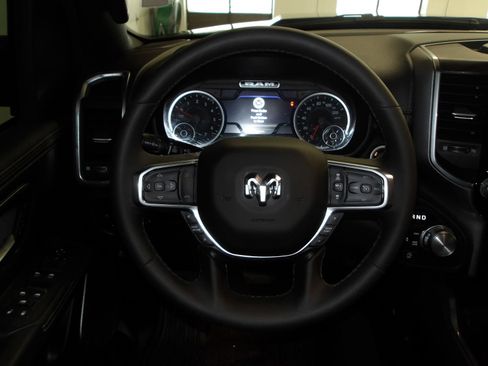 Used 2025 RAM 1500 Laramie AWD/4WD image 14