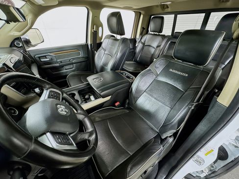 Used 2022 RAM 3500 Laramie image 15