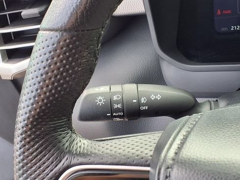 Used 2024 Toyota Tundra Limited AWD/4WD image 36
