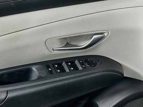 Used 2025 Hyundai Tucson SEL FWD image 15