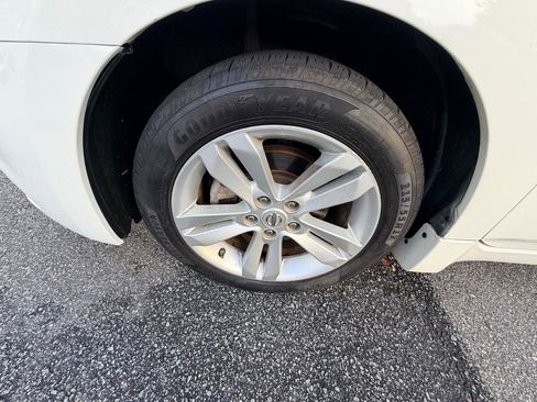 Used 2012 Nissan Altima 2.5 S w/ 2.5S Premium Pkg FWD image 25