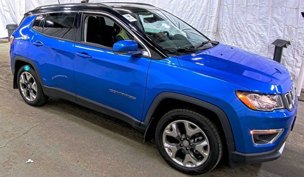 Used 2019 Jeep Compass Limited AWD/4WD image 1