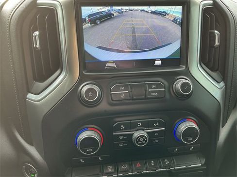 Used 2023 Chevrolet Silverado 2500 LT w/ Convenience Package image 30