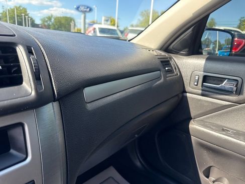 Used 2010 Ford Fusion SE FWD image 36