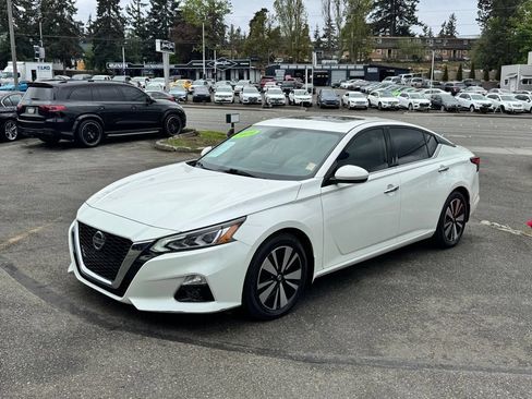 Used 2019 Nissan Altima 2.5 SV FWD image 4