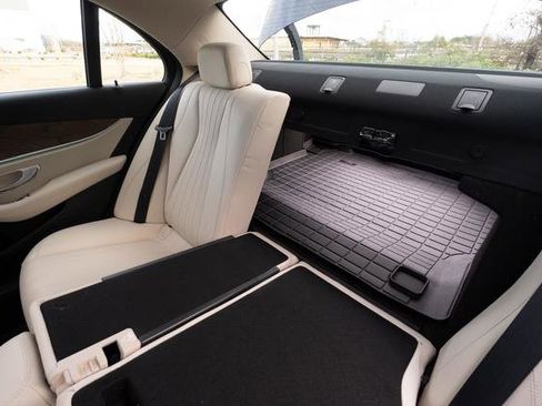 Used 2020 Mercedes-Benz E 350 Sedan image 31