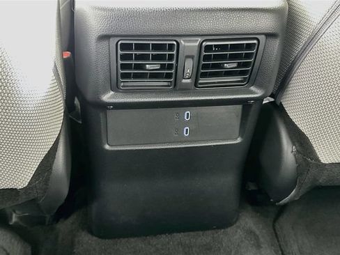 Used 2025 Toyota 4Runner SR5 AWD/4WD image 12