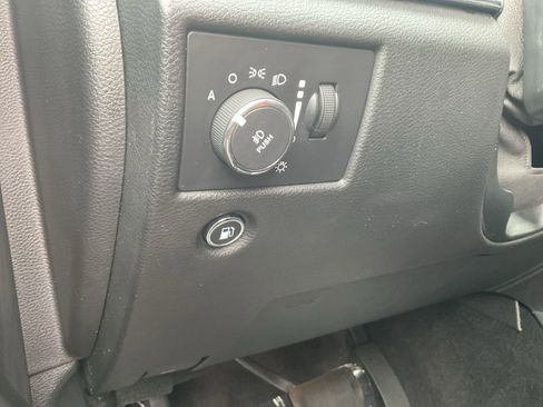 Used 2017 Jeep Grand Cherokee Summit AWD/4WD image 39
