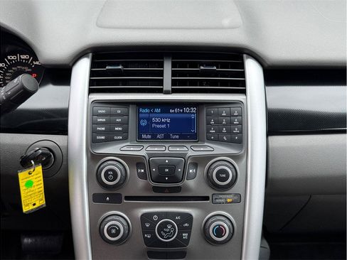 Used 2013 Ford Edge SE FWD image 10