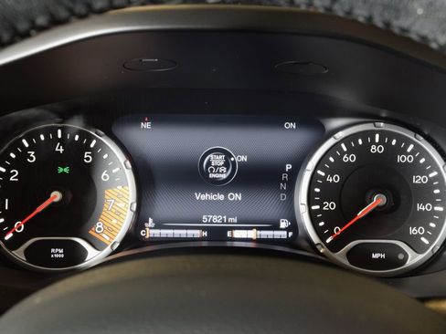 Used 2019 Jeep Renegade Limited w/ UConnect 8.4 Nav Group AWD/4WD image 20