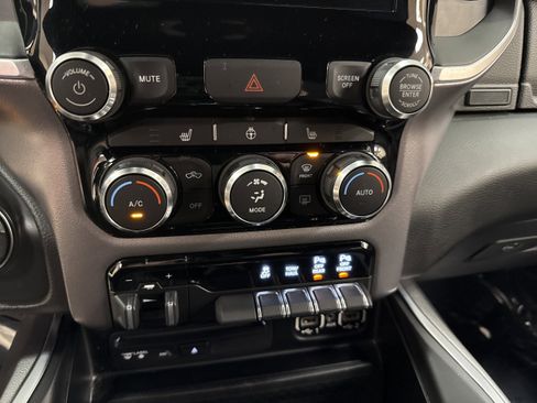 Used 2019 RAM 1500 Big Horn image 34