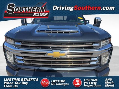 Used 2020 Chevrolet Silverado 2500 High Country w/ Technology Package image 1