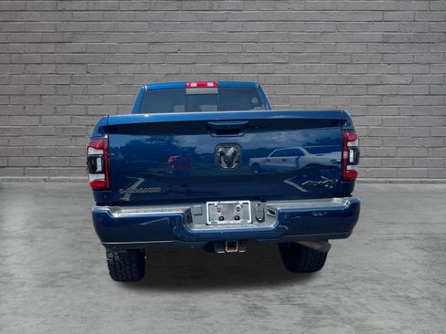Used 2022 RAM 2500 Laramie w/ Night Edition AWD/4WD image 4