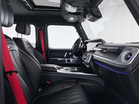 Used 2025 Mercedes-Benz G 63 AMG 4MATIC image 28