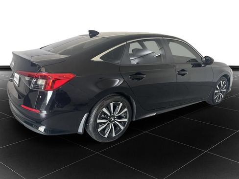 Used 2024 Honda Civic EX image 5