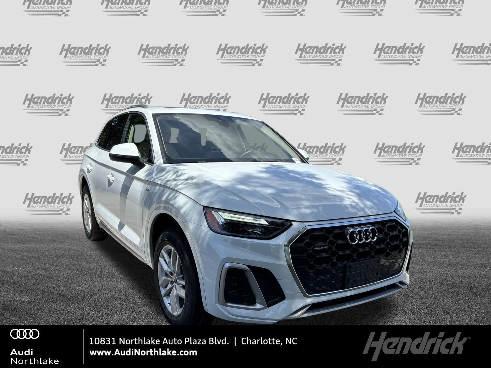 Certified 2023 Audi Q5 2.0T Premium w/ Convenience Package AWD/4WD image 1