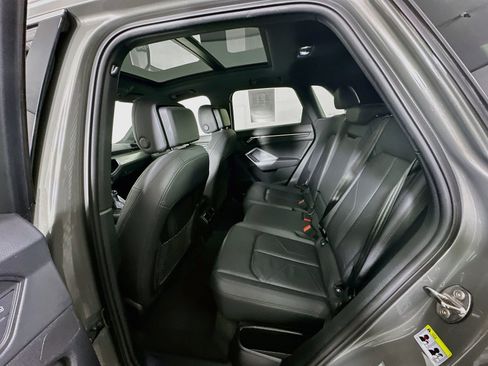 Used 2024 Audi Q3 2.0T Premium AWD/4WD image 27